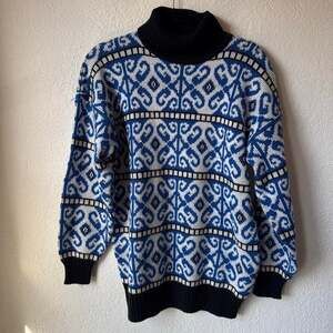 Jeanette vintage blue and white turtleneck sweater